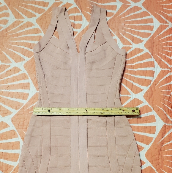 GUESS Nikole Bandage Dress - Picture 2 of 4